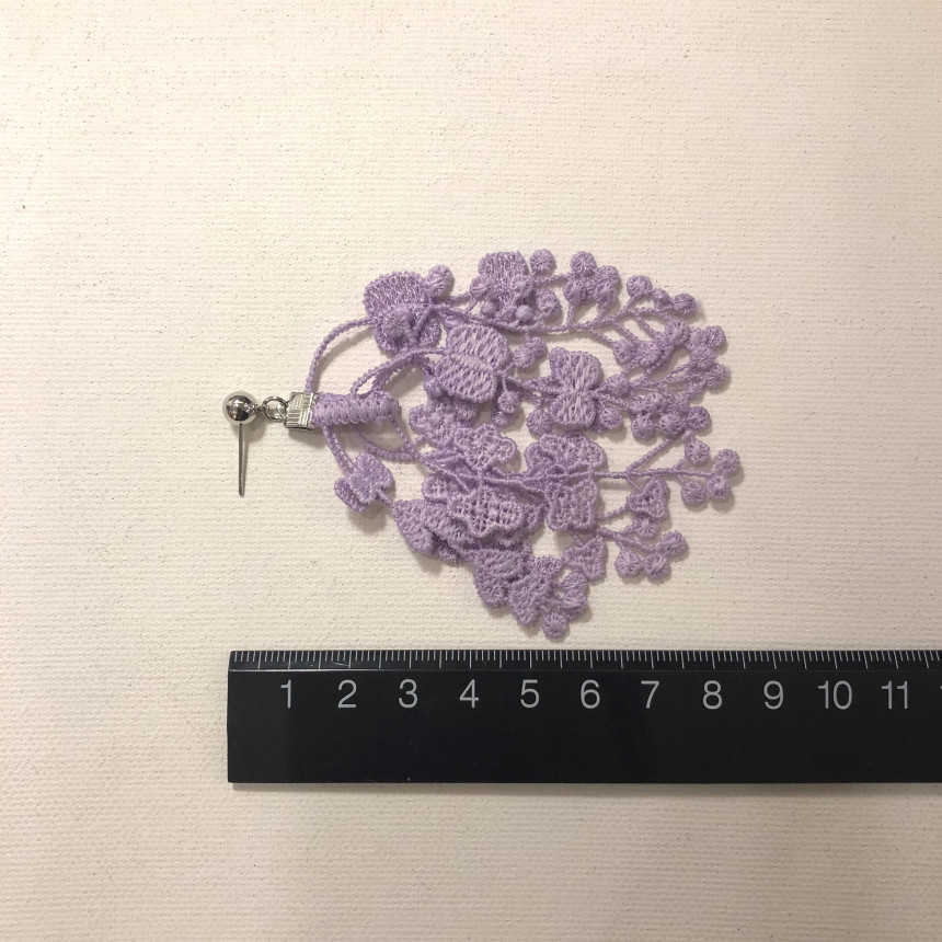 <b><p>Violet race Drop earring c617 ult White Sky</p></b><b><p>バイオレット レース ドロップイヤリング acc617 超 ホワイト ゆらゆら ヨリヨリた</p></b><br /><br /><p align='center'>