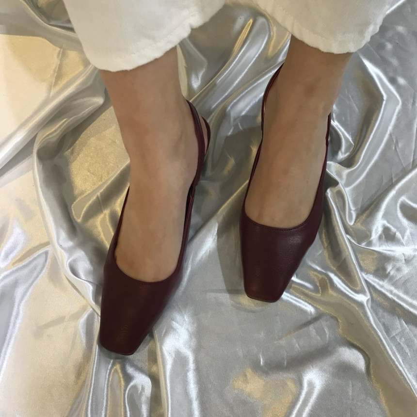 <b><p>Korean daily Each Middle Hl Sling Bag 6cm3059</p></b><b><p>韓国語 デイリー ガクコ ミドルヒール スリングバック6cm3059 ワンピースによく似合う</p></b><br /><br /><p align='center'>