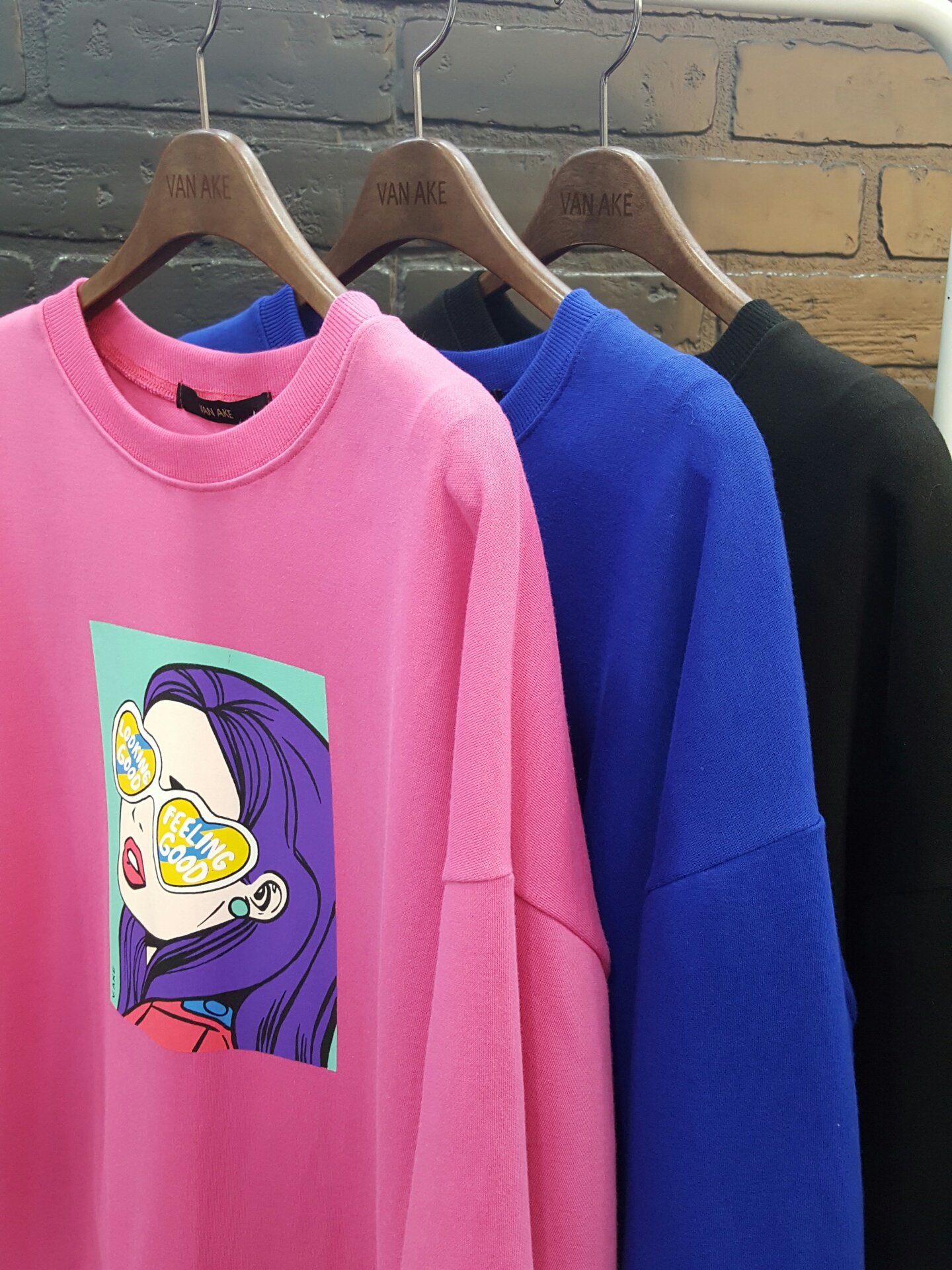 <b><p>Half acne Shirt Polo VA84THQ308Z Layered</p></b><b><p>半エイク ソングルTシャツVA84THQ308Z 重ね着ロ キャラクターティー スタイリッシュルック</p></b><br /><br /><p align='center'>