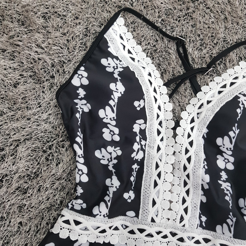 <b><p>embroidery Monoki Sexy Ray Beachwear Summ</p></b><b><p>刺繍 モノキニ セクシーな非ビーチウェア 夏バカンスルック ハワイアタイル ほのかには</p></b><br /><br /><p align='center'>