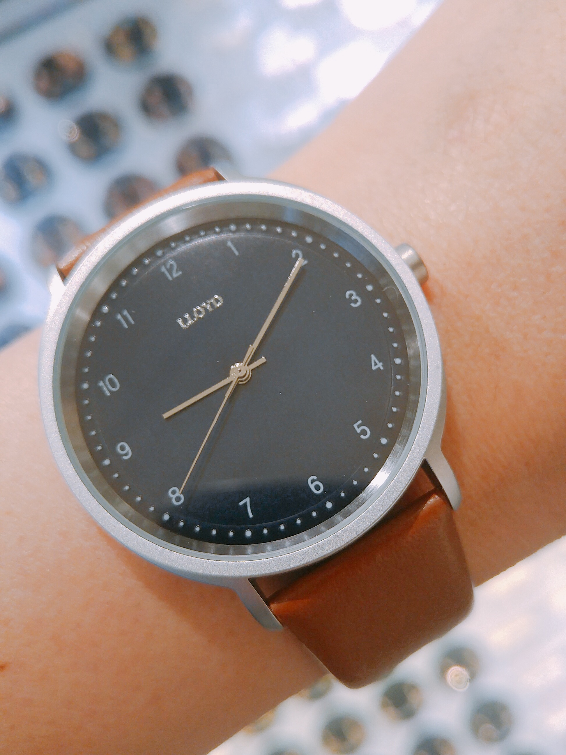 <b><p>Lloyd simple daily ather cou cck LL2G18371A</p></b><b><p>ロイド シンプル デイリー レザー カッ 時計 LL2G18371A 男 女性 ファッション</p></b><br /><br /><p align='center'>