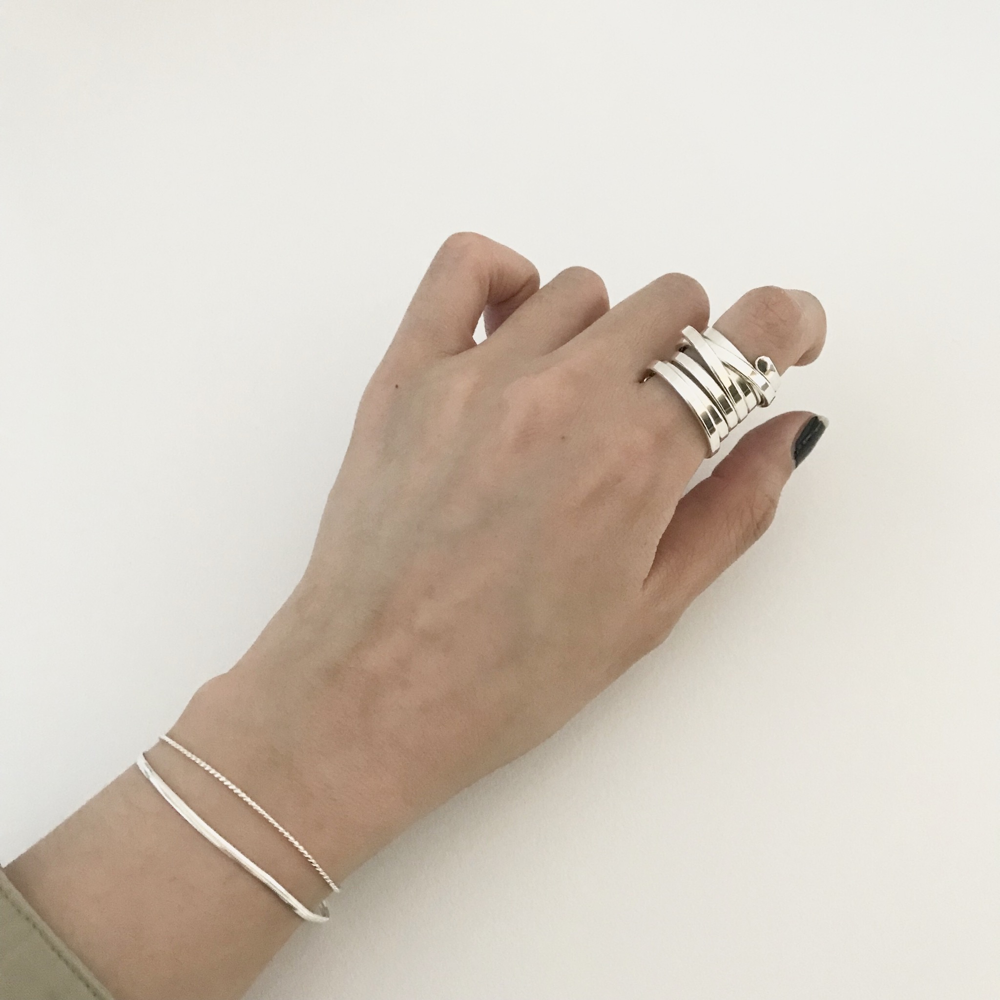 <b><p>Silver 925 day open 8 lines rg kk Tw Index</p></b><b><p>シルバー925 デイリー オープン 8行 リング ねじれ プレッツェル 検知 豪華な</p></b><br /><br /><p align='center'>