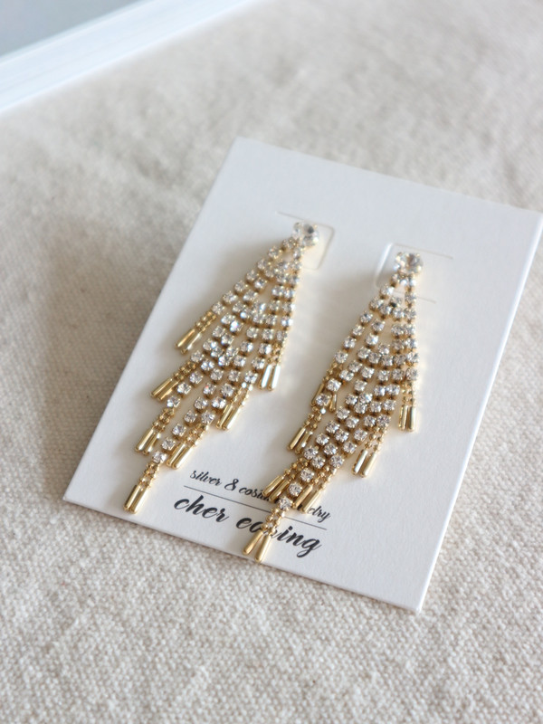 <b><p>gold Zoran Drop earring In sight eshy look</p></b><b><p>ゴールド ジュルラン ドロップイヤリングy 視線集中 ドレッシック 効果 光沢 手札ピルク</p></b><br /><br /><p align='center'>