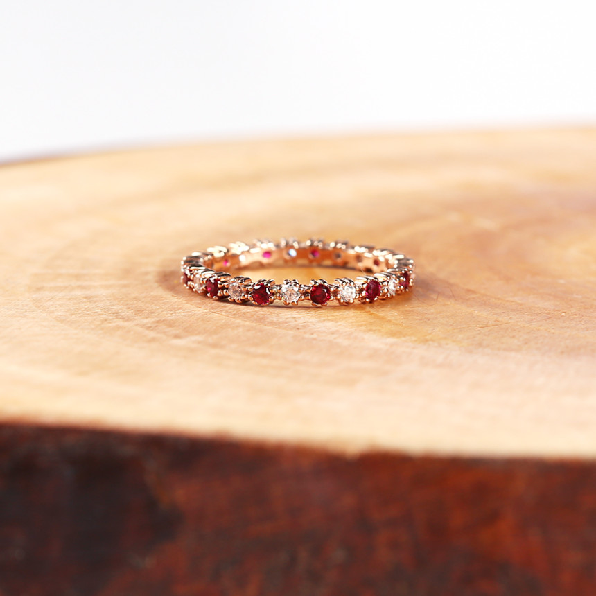 <b><p>Rose Gd patrn cor Ruby Cic Guard ring Luxuous</p></b><b><p>ローズゴールド パターン カラー ルビー キュービック ガードリング 高級感のあるアクセサリー</p></b><br /><br /><p align='center'>