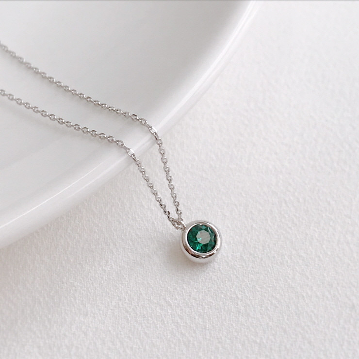 <b><p>Birthstone 925 silver Cubic Drop cklace day</p></b><b><p>誕生石 925 キュービック ドロップ ネレス デイリー 星座 ジュエ 友情 原石</p></b><br /><br /><p align='center'>