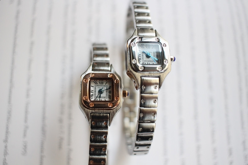 <b><p>Minimal edge Won Met watch fee 20's Ref</p></b><b><p>ミニマル エッジ 女性 メタル時計 20代 洗練された すっきりとした カジュアル</p></b><br /><br /><p align='center'>