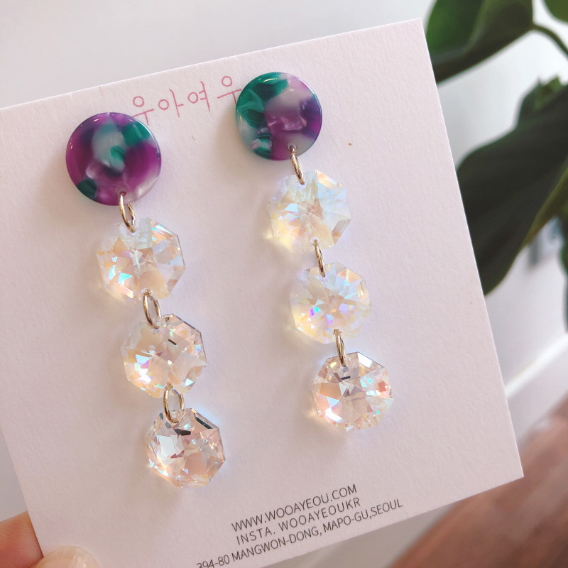 <b><p>celluloid Swaow Drop Earrings Lo Goddess</p></b><b><p>セルロイド スワロー ドロップイヤリング ロが 女神コーディネート ブブ ユニークなデザイン</p></b><br /><br /><p align='center'>