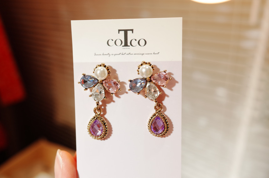 <b><p>Purple Dew Drop 3way earring</p></b><b><p>すみれ色 露 ドロップ 3ウェイ イヤリング</p></b><br /><br /><p align='center'>