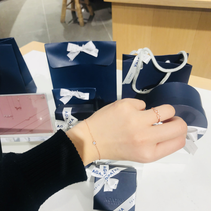 <b><p>Agata AGATHA ETERNITY ring 2240228_313</p></b><b><p>アガタ 永遠 リング 2240228_313</p></b><br /><br /><p align='center'>