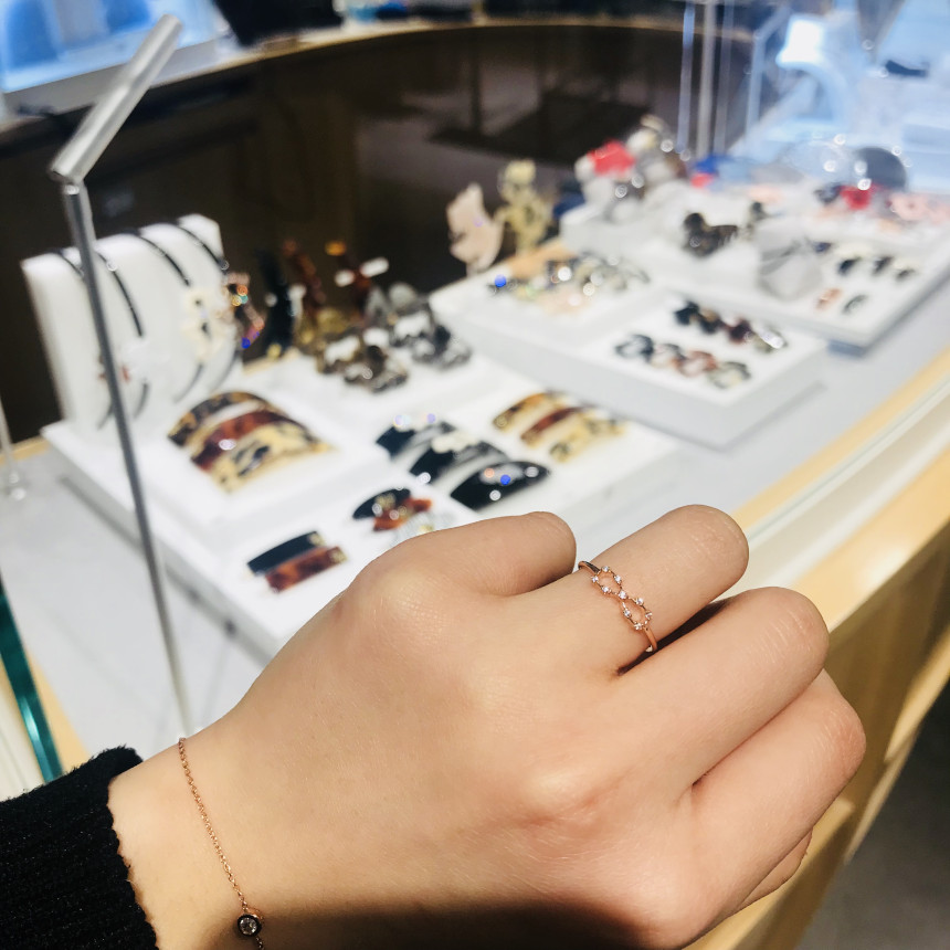 <b><p>Agata AGATHA ETERNITY ring 2240228_313</p></b><b><p>アガタ 永遠 リング 2240228_313</p></b><br /><br /><p align='center'>