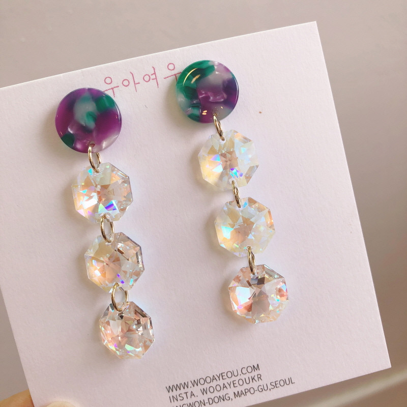 <b><p>celluloid Swaow Drop Earrings Lo Goddess</p></b><b><p>セルロイド スワロー ドロップイヤリング ロが 女神コーディネート ブブ ユニークなデザイン</p></b><br /><br /><p align='center'>