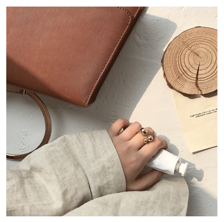 <b><p>Bold circle Layered Antique assic Modn set</p></b><b><p>ボールド 円形 重ね着 アンティーク クラシック モダン セット リング 螺鈿 大理石</p></b><br /><br /><p align='center'>