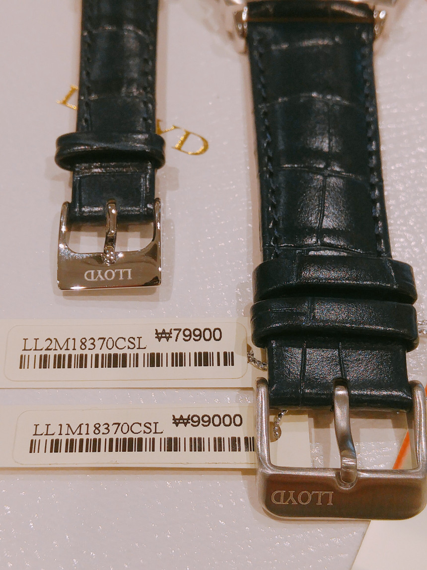 <b><p>Lloyd Multi-Eye Moon Phase Deep Blue leather</p></b><b><p>ロイド マルチアイ ムーンフェイズ ディープブルー レザー カップル 時計 LL2M18370CSL</p></b><br /><br /><p align='center'>