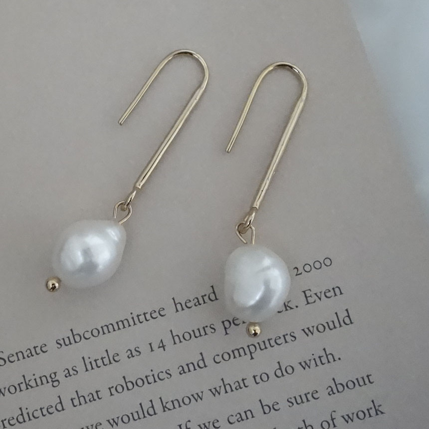 <b><p>Freshwater pearl ring Drop Es Antique style</p></b><b><p>淡水真珠 リング ドロップイヤ アンティークスタイル ポイント ハンドメイド シンプル</p></b><br /><br /><p align='center'>