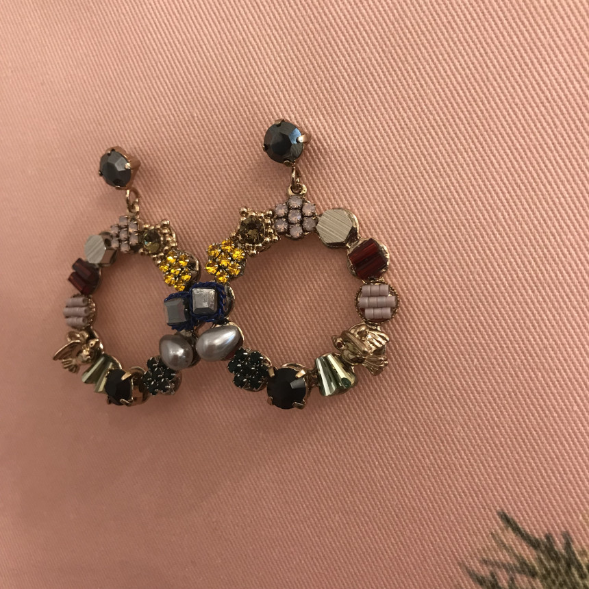 <b><p>Queen Bird rring Handmate Uniq Good-look</p></b><b><p>クイーンバード イヤリング ハンドメイト ユニー お好みの良い女性の 萌えアイテム</p></b><br /><br /><p align='center'>