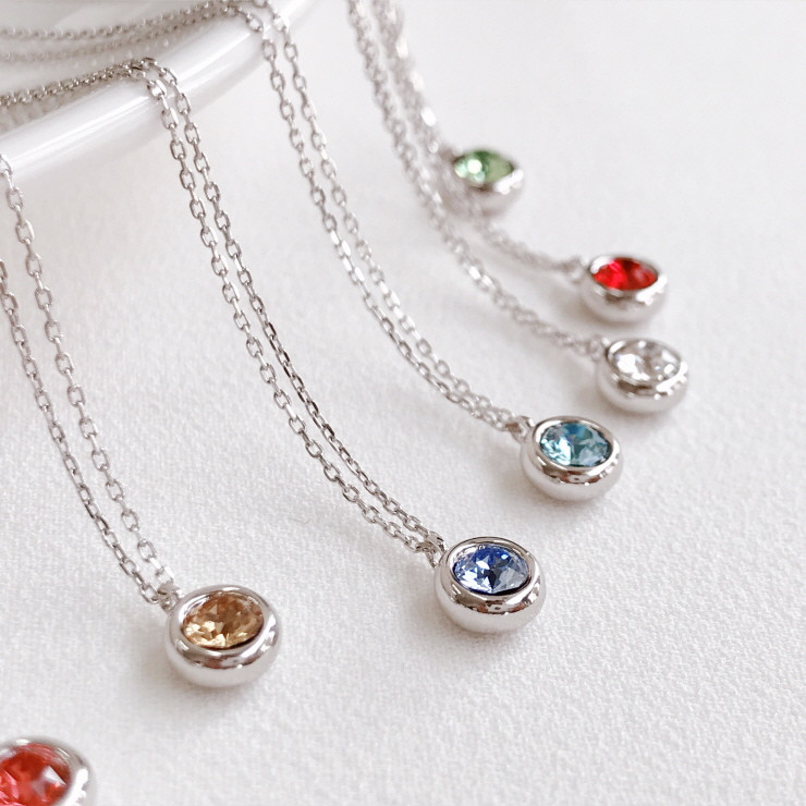 <b><p>Birthstone 925 silver Cubic Drop cklace day</p></b><b><p>誕生石 925 キュービック ドロップ ネレス デイリー 星座 ジュエ 友情 原石</p></b><br /><br /><p align='center'>