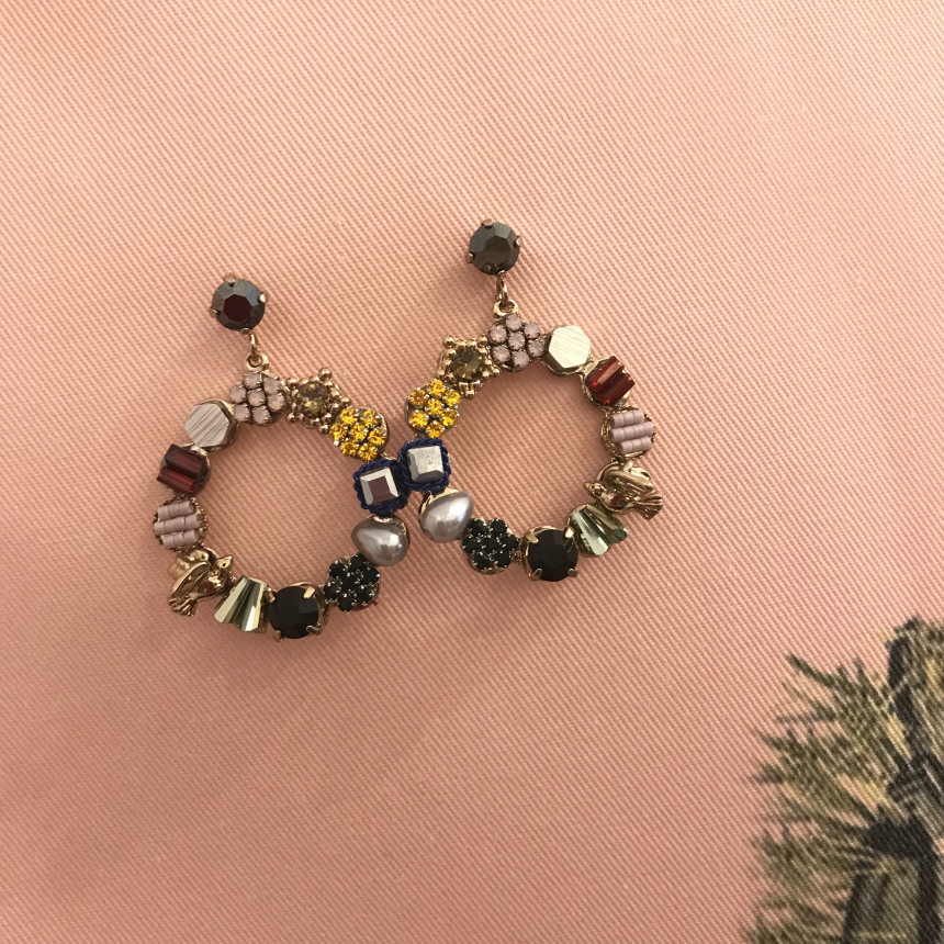 <b><p>Queen Bird rring Handmate Uniq Good-look</p></b><b><p>クイーンバード イヤリング ハンドメイト ユニー お好みの良い女性の 萌えアイテム</p></b><br /><br /><p align='center'>