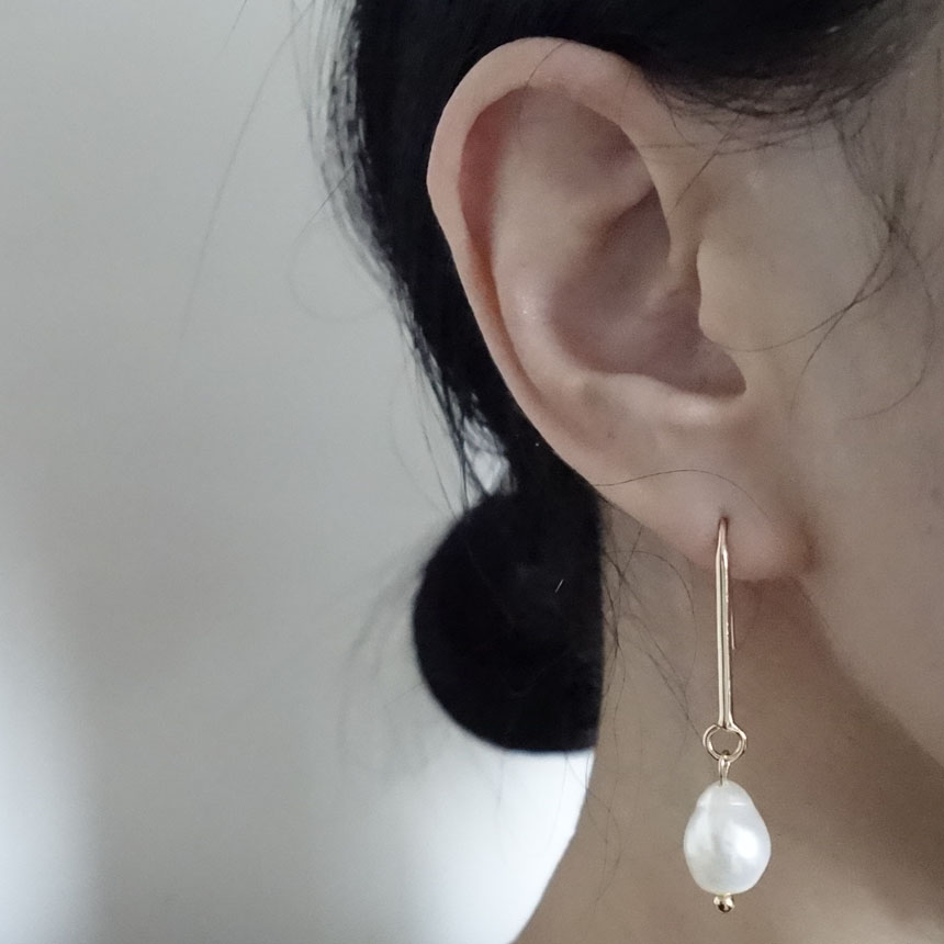 <b><p>Freshwater pearl ring Drop Es Antique style</p></b><b><p>淡水真珠 リング ドロップイヤ アンティークスタイル ポイント ハンドメイド シンプル</p></b><br /><br /><p align='center'>