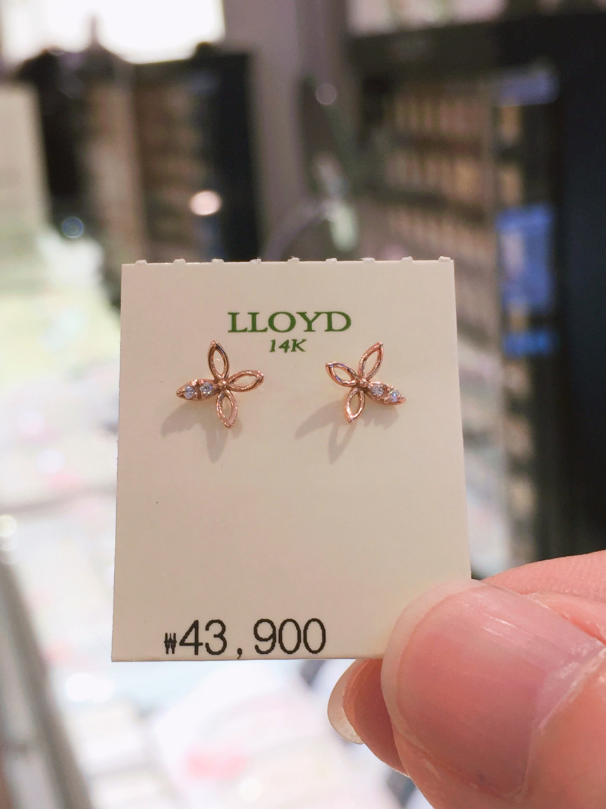 <b><p>Lloyd Forsythia fwe earring LPFH2018 Today's</p></b><b><p>ロイド レンギョウの花 イヤリング LPFH2018 今日のコーディネートルック</p></b><br /><br /><p align='center'>
