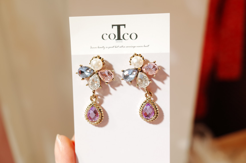 <b><p>Purple Dew Drop 3way earring</p></b><b><p>すみれ色 露 ドロップ 3ウェイ イヤリング</p></b><br /><br /><p align='center'>