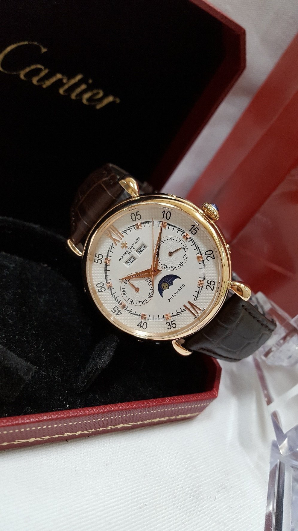 <b><p>Vacron Cstantine Ppetual Gold White pla leat</p></b><b><p>ヴァシュロン コンスタンティン パーペチュアル 金工 白い板 レザー 名品バッグ</p></b><br /><br /><p align='center'>