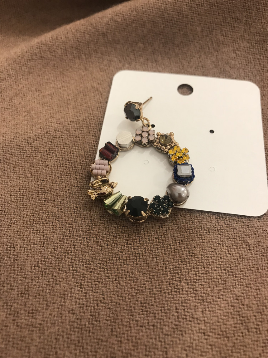 <b><p>Queen Bird rring Handmate Uniq Good-look</p></b><b><p>クイーンバード イヤリング ハンドメイト ユニー お好みの良い女性の 萌えアイテム</p></b><br /><br /><p align='center'>