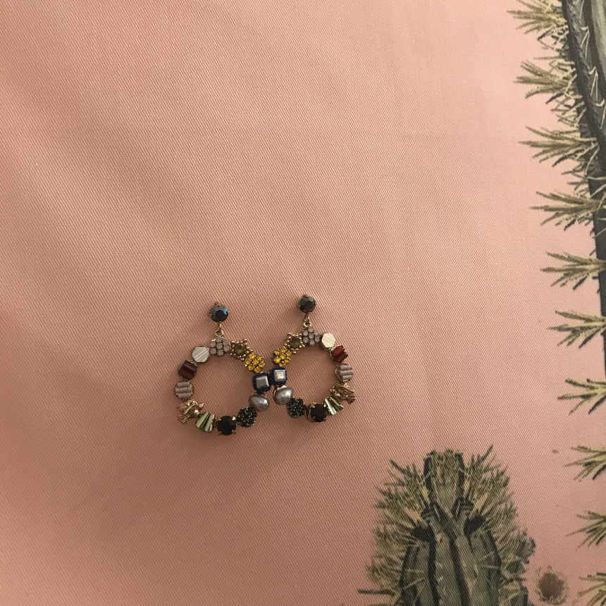 <b><p>Queen Bird rring Handmate Uniq Good-look</p></b><b><p>クイーンバード イヤリング ハンドメイト ユニー お好みの良い女性の 萌えアイテム</p></b><br /><br /><p align='center'>