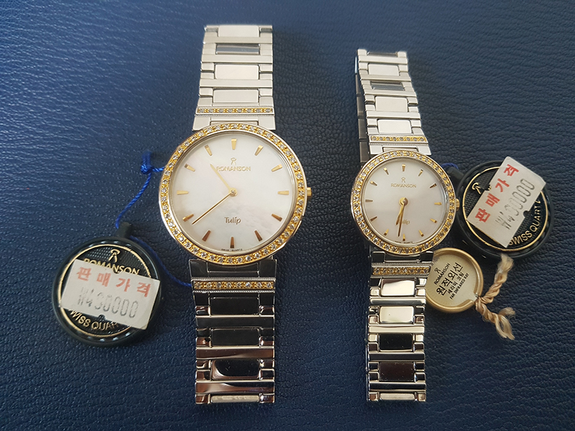 <b><p>Romanson Luxury Watch Unisex Set _RMS003</p></b><b><p>ロマンソン_高級供え物時計_ユニセックスのセット_RMS003</p></b><br /><br /><p align='center'>