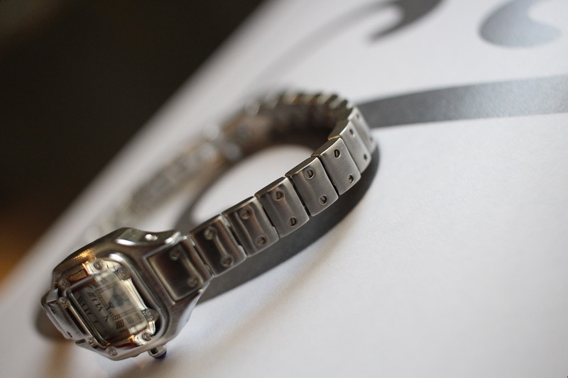 <b><p>Minimal edge Won Met watch fee 20's Ref</p></b><b><p>ミニマル エッジ 女性 メタル時計 20代 洗練された すっきりとした カジュアル</p></b><br /><br /><p align='center'>