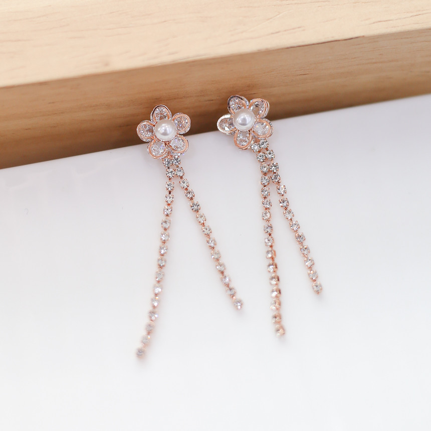<b><p>Spring Flowers Rose Gold Two-le cubic ear</p></b><b><p>春の花 ローズゴールド 二行キュービック イヤリング モダンファッション ケバケバ</p></b><br /><br /><p align='center'>