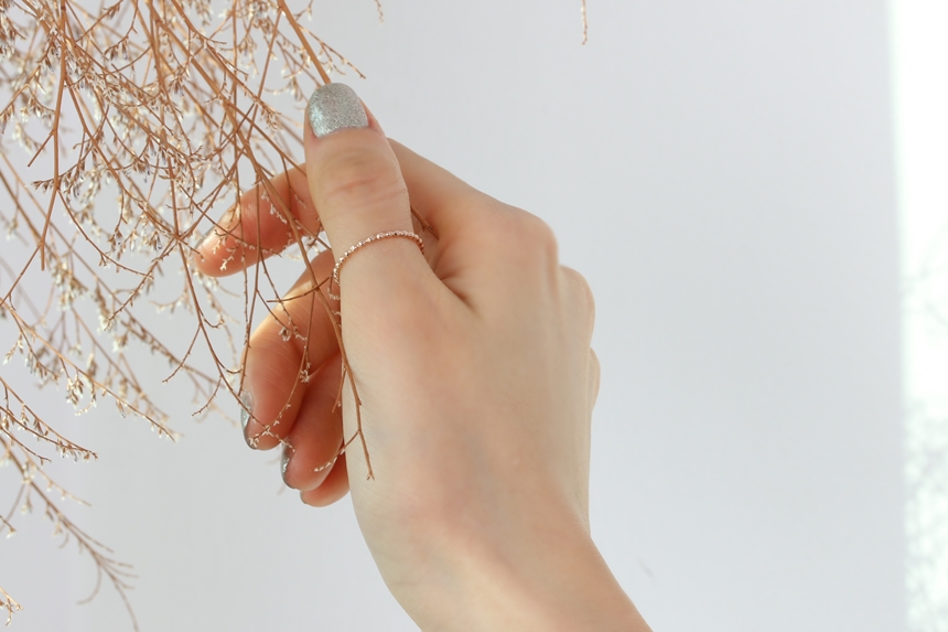 <b><p>daily water drop Laying 14K cu thumb pretty</p></b><b><p>デイリー 水滴 重ね着リング 14K かわいい 親指 きれいな</p></b><br /><br /><p align='center'>