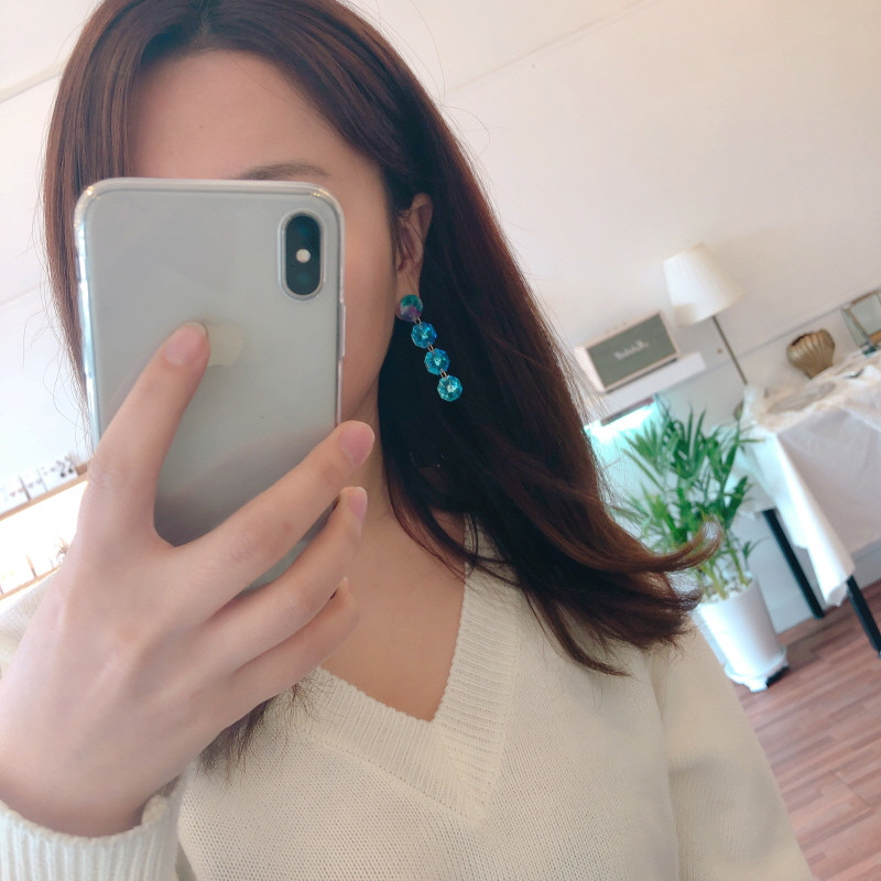 <b><p>celluloid Swaow Drop Earrings Lo Goddess</p></b><b><p>セルロイド スワロー ドロップイヤリング ロが 女神コーディネート ブブ ユニークなデザイン</p></b><br /><br /><p align='center'>