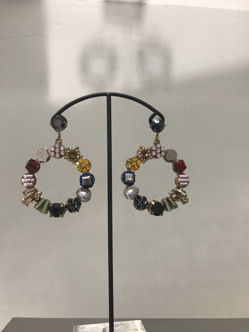 <b><p>Queen Bird rring Handmate Uniq Good-look</p></b><b><p>クイーンバード イヤリング ハンドメイト ユニー お好みの良い女性の 萌えアイテム</p></b><br /><br /><p align='center'>