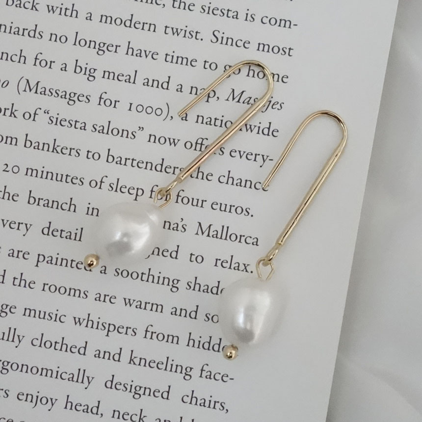 <b><p>Freshwater pearl ring Drop Es Antique style</p></b><b><p>淡水真珠 リング ドロップイヤ アンティークスタイル ポイント ハンドメイド シンプル</p></b><br /><br /><p align='center'>