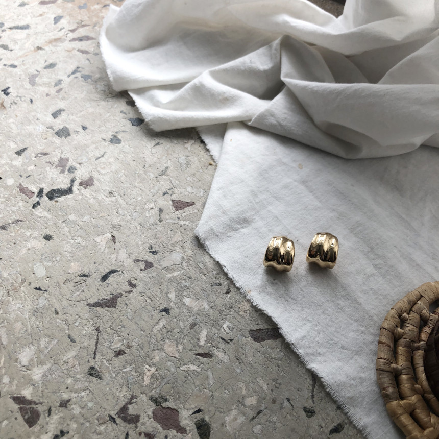 <b><p>vintage Aique earrgs</p></b><b><p>ヴィンテージ アィークイヤリング</p></b><br /><br /><p align='center'>