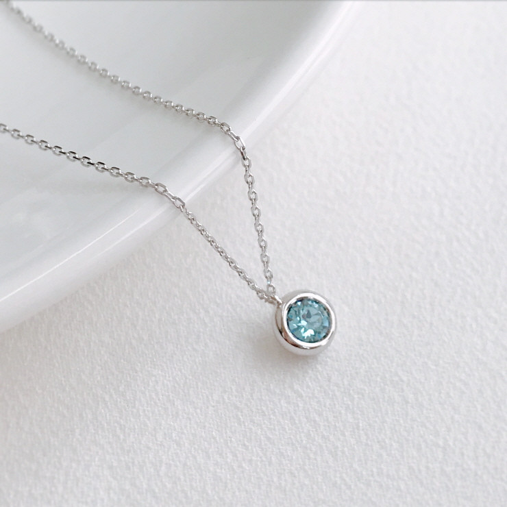 <b><p>Birthstone 925 silver Cubic Drop cklace day</p></b><b><p>誕生石 925 キュービック ドロップ ネレス デイリー 星座 ジュエ 友情 原石</p></b><br /><br /><p align='center'>