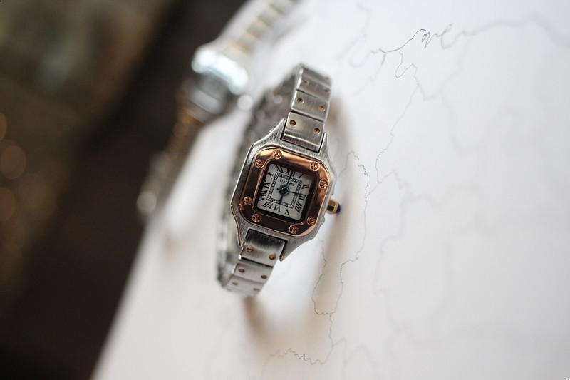 <b><p>Minimal edge Won Met watch fee 20's Ref</p></b><b><p>ミニマル エッジ 女性 メタル時計 20代 洗練された すっきりとした カジュアル</p></b><br /><br /><p align='center'>