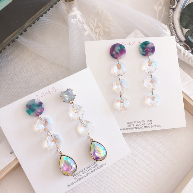 <b><p>celluloid Swaow Drop Earrings Lo Goddess</p></b><b><p>セルロイド スワロー ドロップイヤリング ロが 女神コーディネート ブブ ユニークなデザイン</p></b><br /><br /><p align='center'>