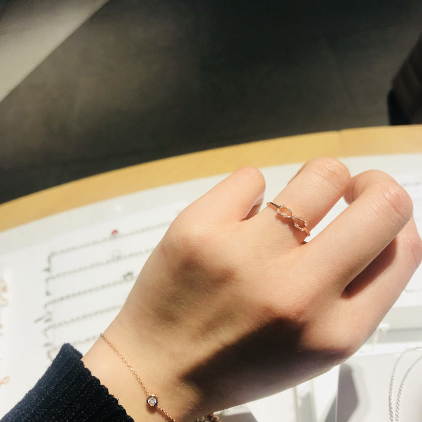 <b><p>Agata AGATHA ETERNITY ring 2240228_313</p></b><b><p>アガタ 永遠 リング 2240228_313</p></b><br /><br /><p align='center'>