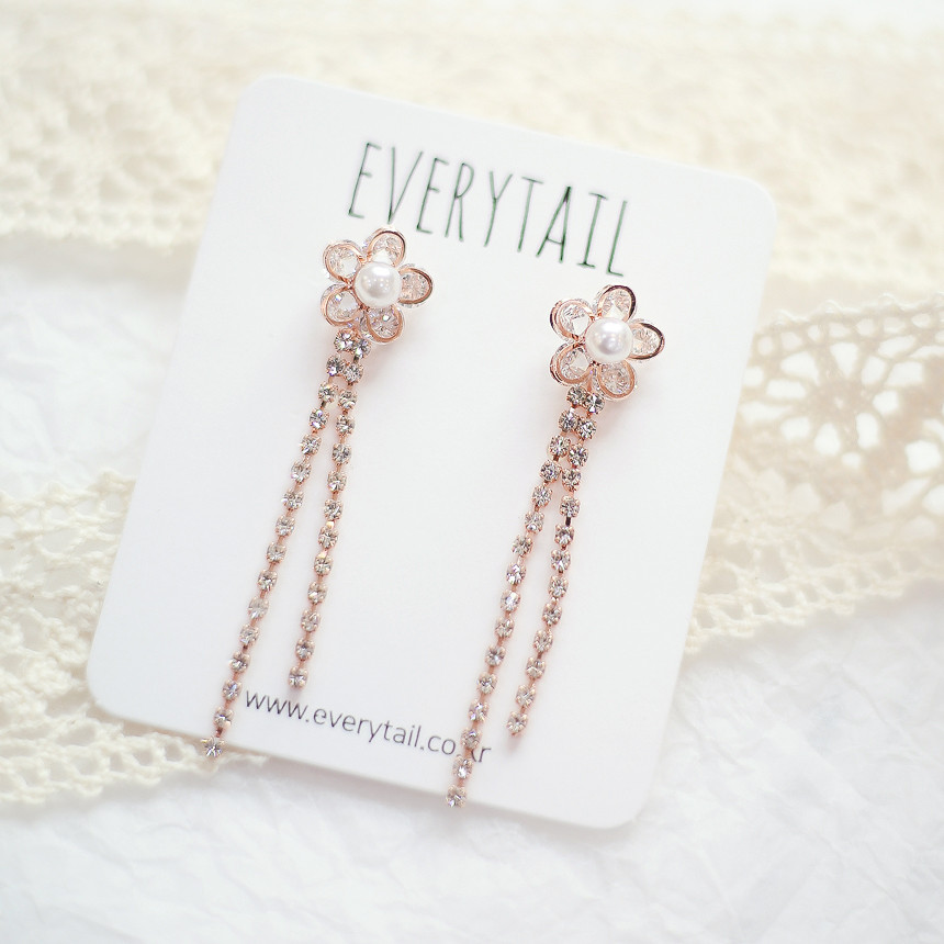 <b><p>Spring Flowers Rose Gold Two-le cubic ear</p></b><b><p>春の花 ローズゴールド 二行キュービック イヤリング モダンファッション ケバケバ</p></b><br /><br /><p align='center'>