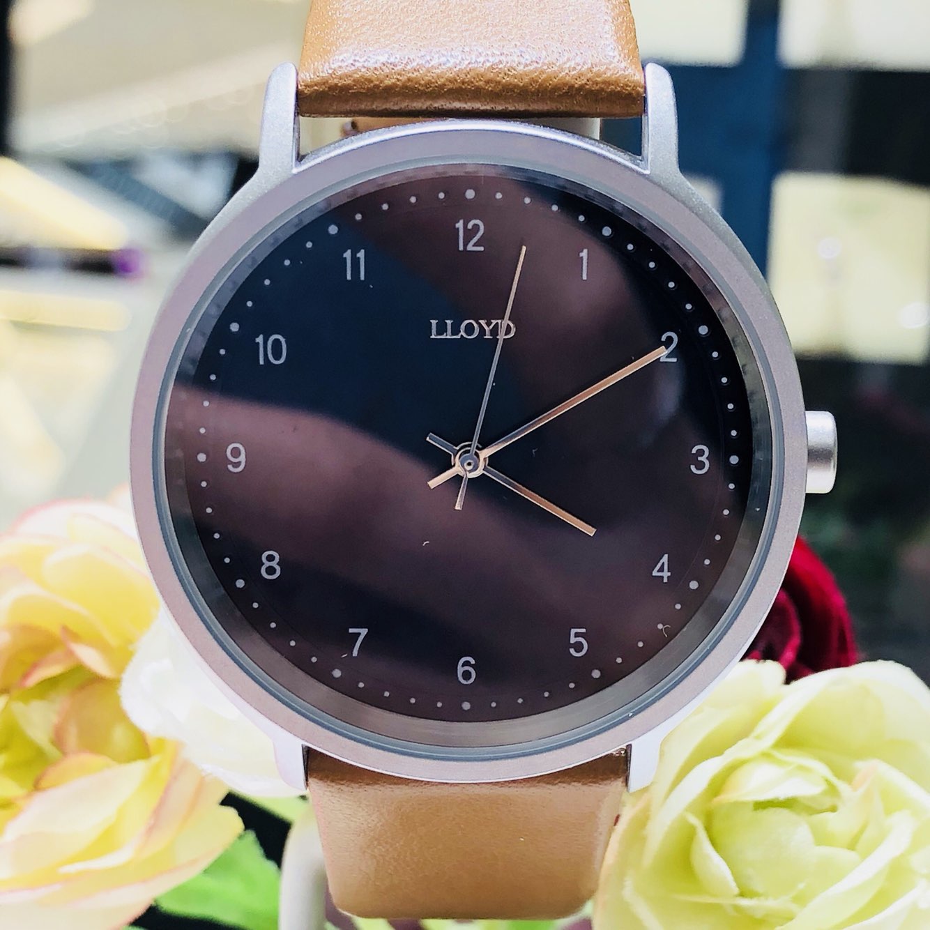 <b><p>Lloyd simple Blue dial cou Leather wch LL1M18371AS</p></b><b><p>ロイド シンプル ブルーダイヤル カッ レザー腕時計 LL1M18371ASR 2G1</p></b><br /><br /><p align='center'>