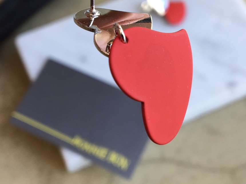 <b><p>double heart ing Sweet and sr Emotional Jelry</p></b><b><p>ダブル ハート イヤリング サンコム若々しく 感性ジュエリー ビビッド 愛情する</p></b><br /><br /><p align='center'>