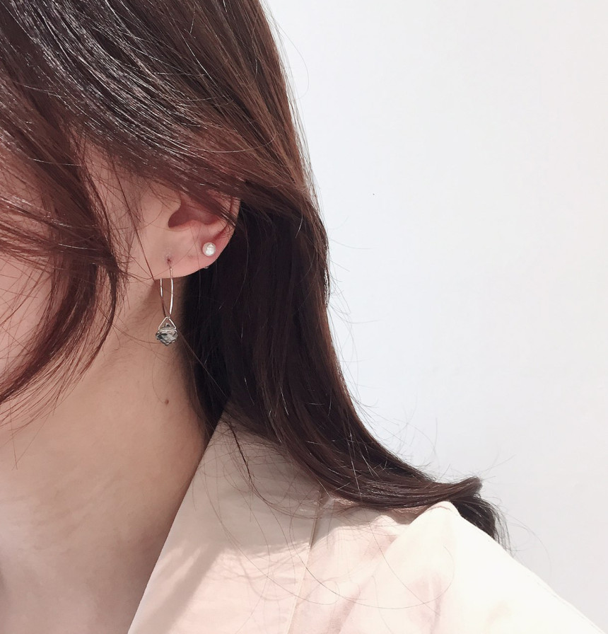 <b><p>NO109 Date look Fwer SET earrings Stylish</p></b><b><p>NO109 デートルック フラワーSETイヤリング スタイリッシュな シな ユニークなデザイン</p></b><br /><br /><p align='center'>