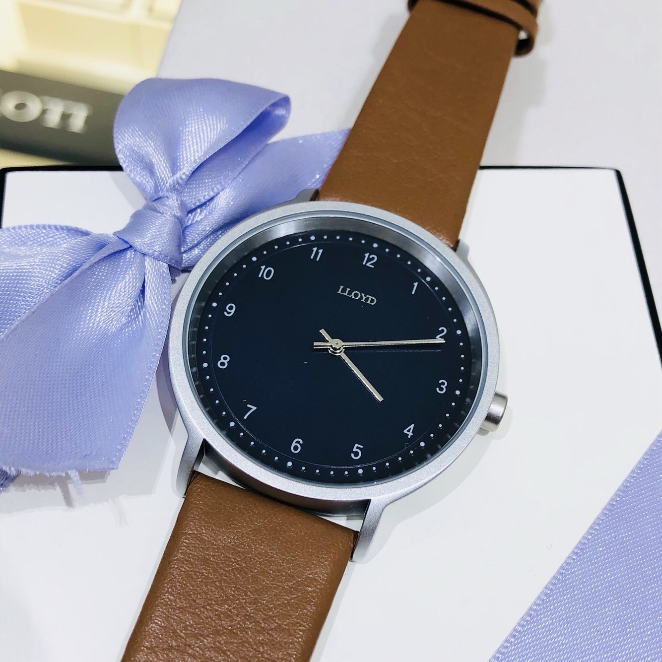 <b><p>Lloyd simple Blue dial cou Leather wch LL1M18371AS</p></b><b><p>ロイド シンプル ブルーダイヤル カッ レザー腕時計 LL1M18371ASR 2G1</p></b><br /><br /><p align='center'>