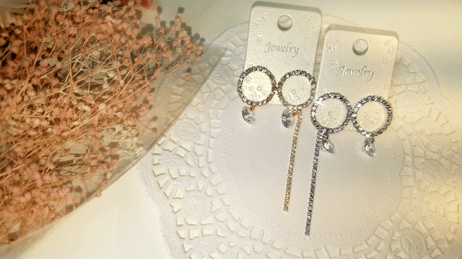 <b><p>Mourning femie Two way Unknown Drop earr</p></b><b><p>無排 女性らしい ツーウェイ オンバル ドロップ イヤリング 派手な キュービック</p></b><br /><br /><p align='center'>