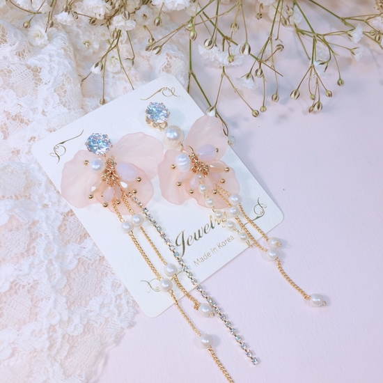<b><p>Sallan pet Drop Earrings Good pot cycle Bl-bl</p></b><b><p>シャラン 花びら ドロップイヤリング ポイントサイクル良い ケバケバした ユニークアクセサリー</p></b><br /><br /><p align='center'>