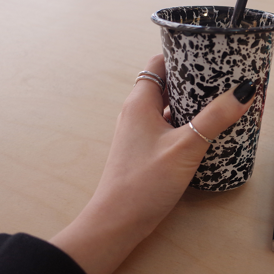 <b><p>Mourning silver 92.5 mple wa Lay Id th</p></b><b><p>無排 シルバー 92.5 シンプル ウェーブ リング 重ね着 グレード 薄い</p></b><br /><br /><p align='center'>