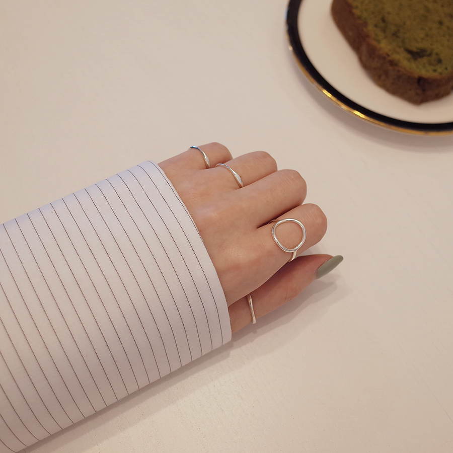 <b><p>Mourning silver 92.5 mple wa Lay Id th</p></b><b><p>無排 シルバー 92.5 シンプル ウェーブ リング 重ね着 グレード 薄い</p></b><br /><br /><p align='center'>