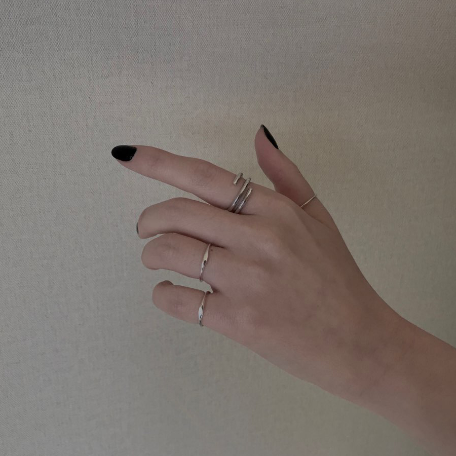 <b><p>Mourning silver 92.5 mple wa Lay Id th</p></b><b><p>無排 シルバー 92.5 シンプル ウェーブ リング 重ね着 グレード 薄い</p></b><br /><br /><p align='center'>