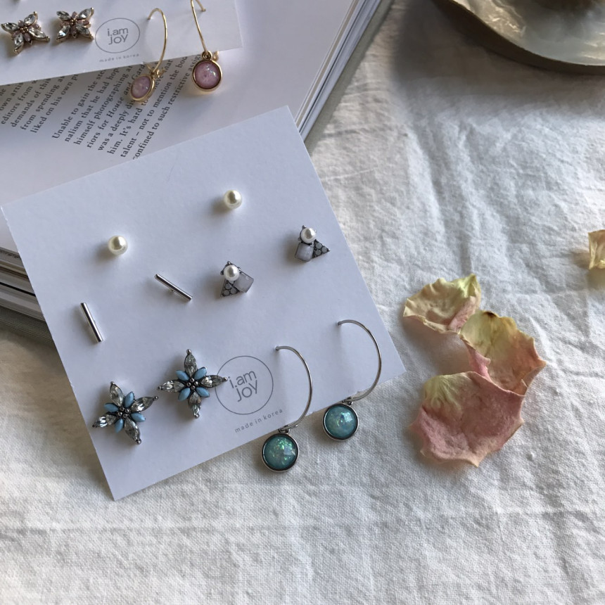 <b><p>Alo Cubic Pearl 10 eces Set rings Caust ra</p></b><b><p>卵 キュービック真珠 10ピース セットピアス 歌声非 華やかな カジュアルファッション</p></b><br /><br /><p align='center'>